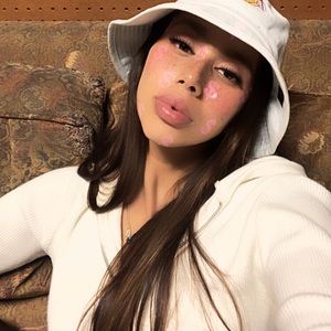 Meet your Posher, Sarai